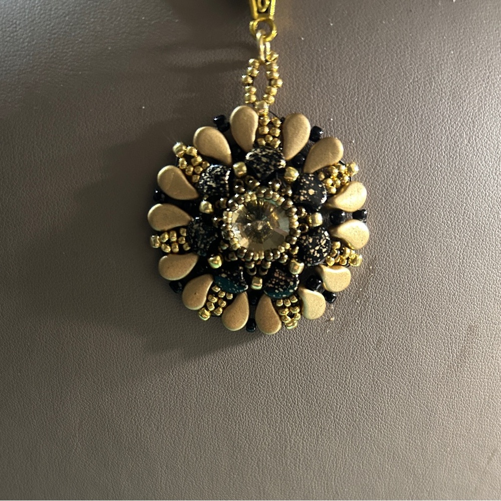 Handmade Gold and Black Floral Pendant Necklace - Women Jewelry - Picture 3 of 3